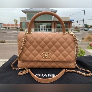CHANEL Caramel Caviar Quilted Medium Coco Handle Flap Bag